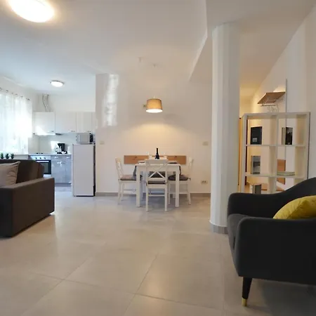 Irene Apartment