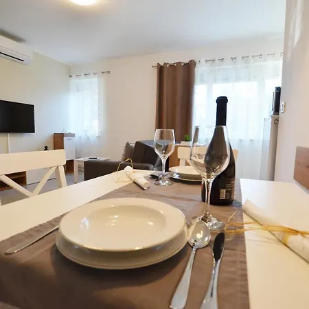 Irene 아파트 로비니