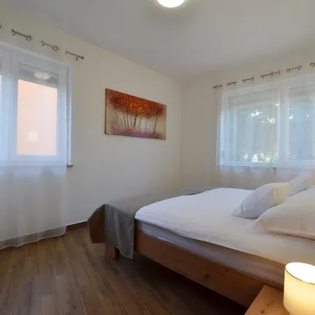 Irene Apartment